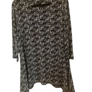 ALFANI LONGER TUNIC TOP. PERFECT FOR TIGHTS AND BOOTS! XL. LIKE NEW. NICE PRINT